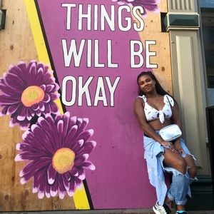 Meet your Posher, Brittney